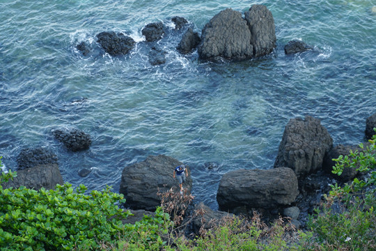 Khám phá vẻ đẹp hoang sơ Trạm đèn biển Ba Làng An ảnh 6