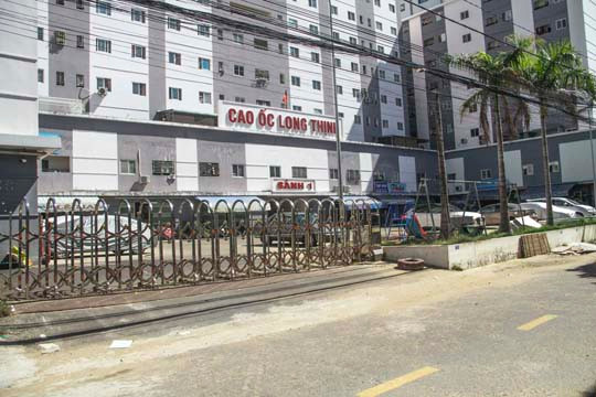 Cận cảnh khu chung cư dành người thu nhập thấp mà toàn đi ô tô ảnh 5