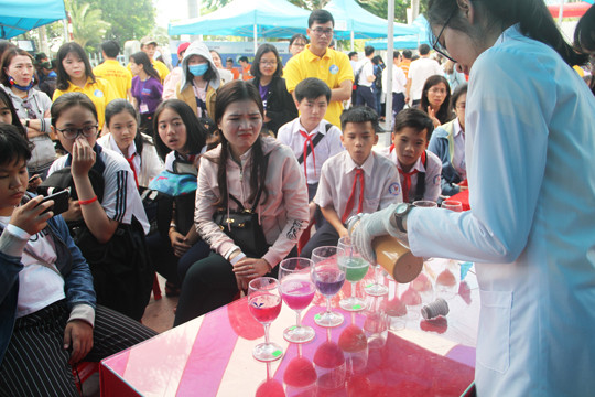 Bình Định - Thích thú trải nghiệm Ngày hội Khoa học ảnh 6