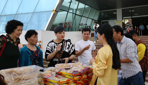  Phiên chợ Tết trong thành Điện Hải ảnh 3