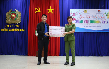 'Xuân yêu thương' đến sớm với những thiếu niên lầm lỗi ảnh 4