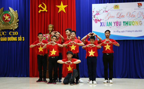 'Xuân yêu thương' đến sớm với những thiếu niên lầm lỗi ảnh 3