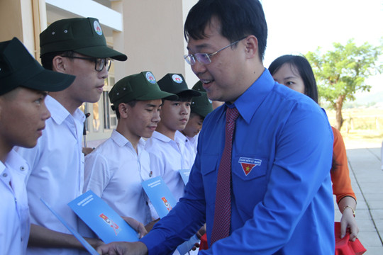 Gần 24 triệu học sinh, sinh viên hân hoan khai giảng năm học mới ảnh 4