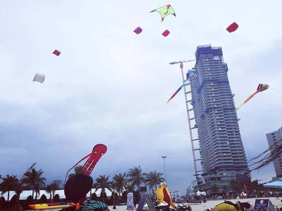 Cả đại dương 'tung bay' trên những cánh diều trước biển Đông Đà Nẵng ảnh 3