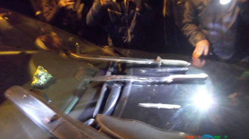 Tang vật phát hiện trên chiếc xe Camry BKS 29Z - 9496 