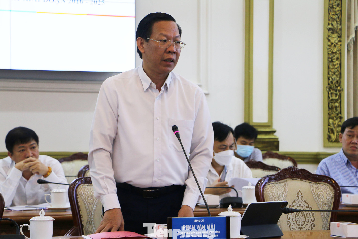 Ông Phan Văn Mãi, Chủ tịch UBND TPHCM thông tin tại buổi giám sát của HĐND TP. Ông Phan Văn Mãi, Chủ tịch UBND TPHCM thông tin tại buổi giám sát của HĐND TP.