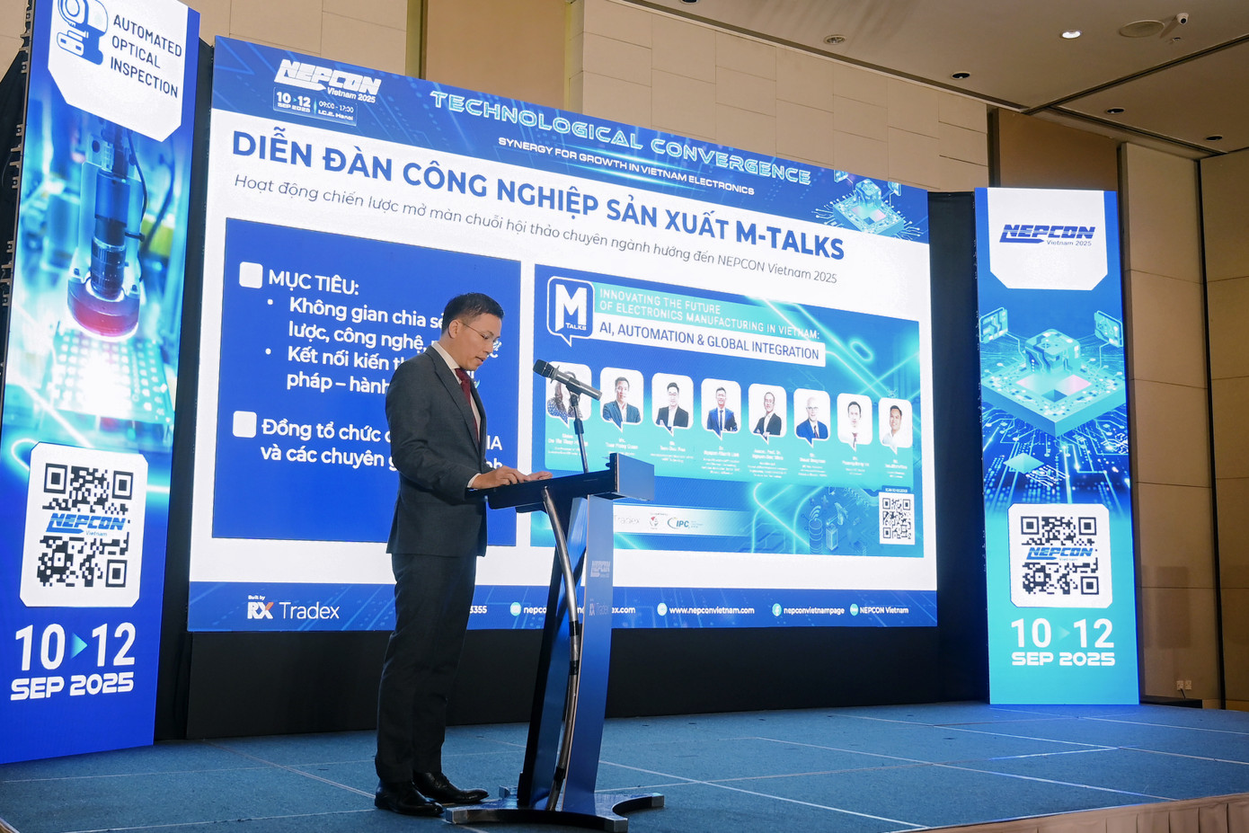 Ông Trần Hồng Quân - Giám đốc Thương mại RX Tradex Vietnam chia sẻ tại diễn đàn Ông Trần Hồng Quân - Giám đốc Thương mại RX Tradex Vietnam chia sẻ tại diễn đàn