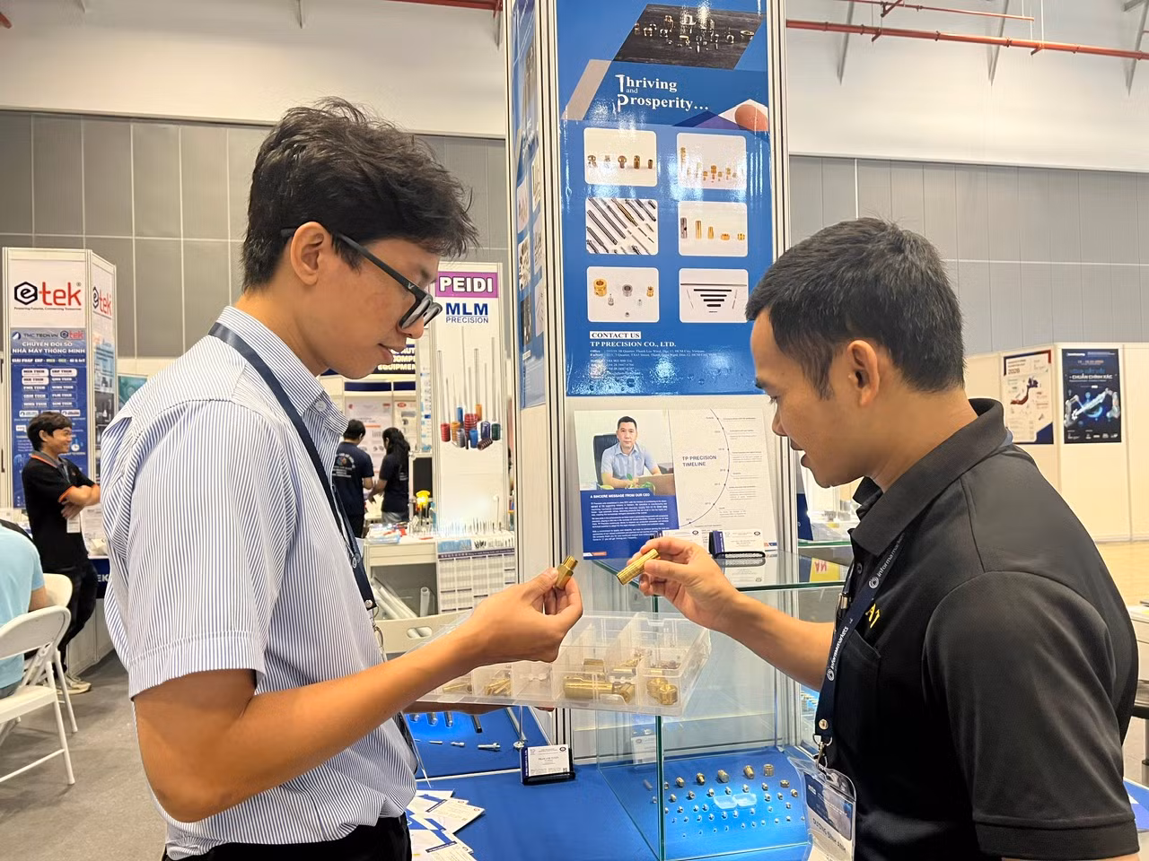 Công ty Cơ khí chính xác Thịnh Phát tìm được nhiều khách hàng mới từ sự kiện. Ảnh: Uyên Phương Công ty Cơ khí chính xác Thịnh Phát tìm được nhiều khách hàng mới từ sự kiện. Ảnh: Uyên Phương