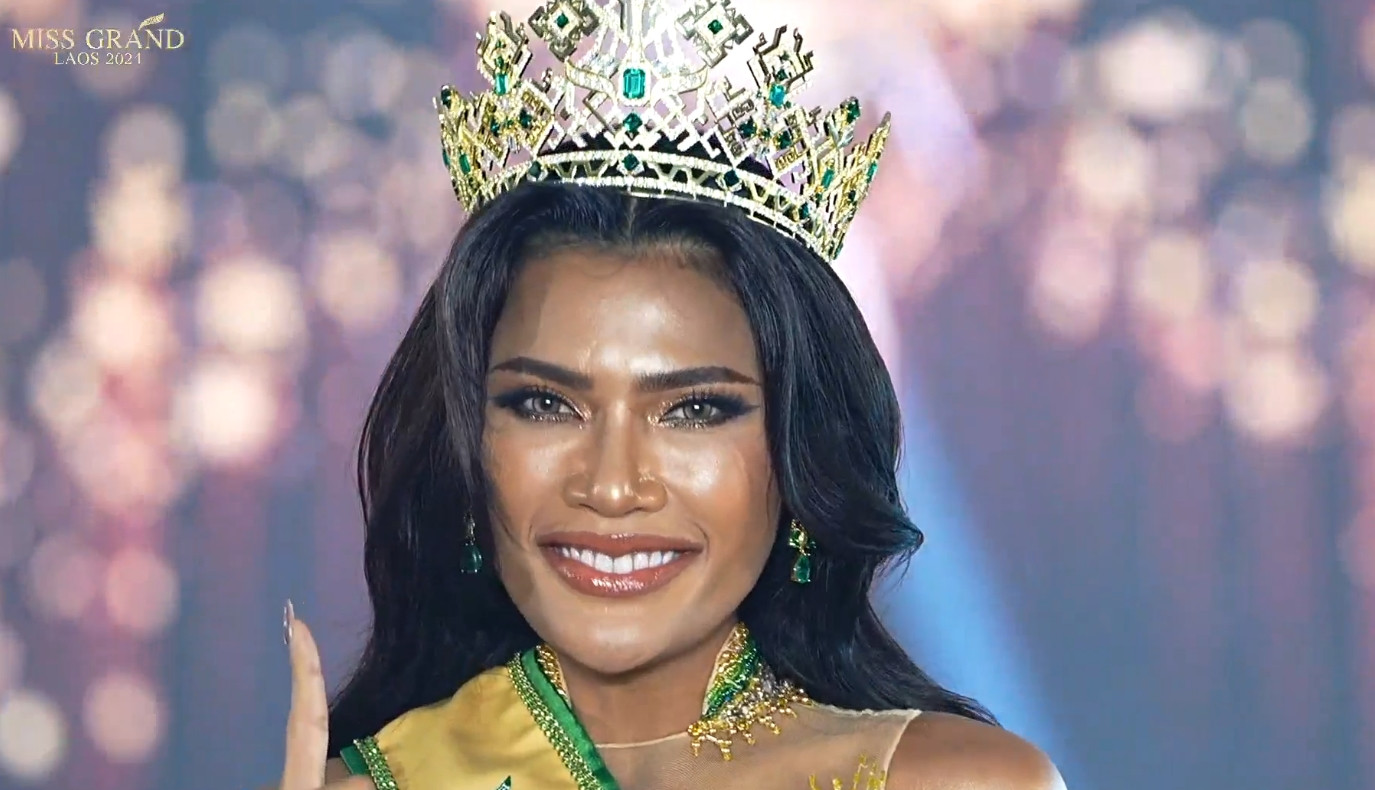 Nhan sắc tân Hoa hậu Hòa bình Lào gây tranh cãi. Nhan sắc tân Hoa hậu Hòa bình Lào gây tranh cãi.