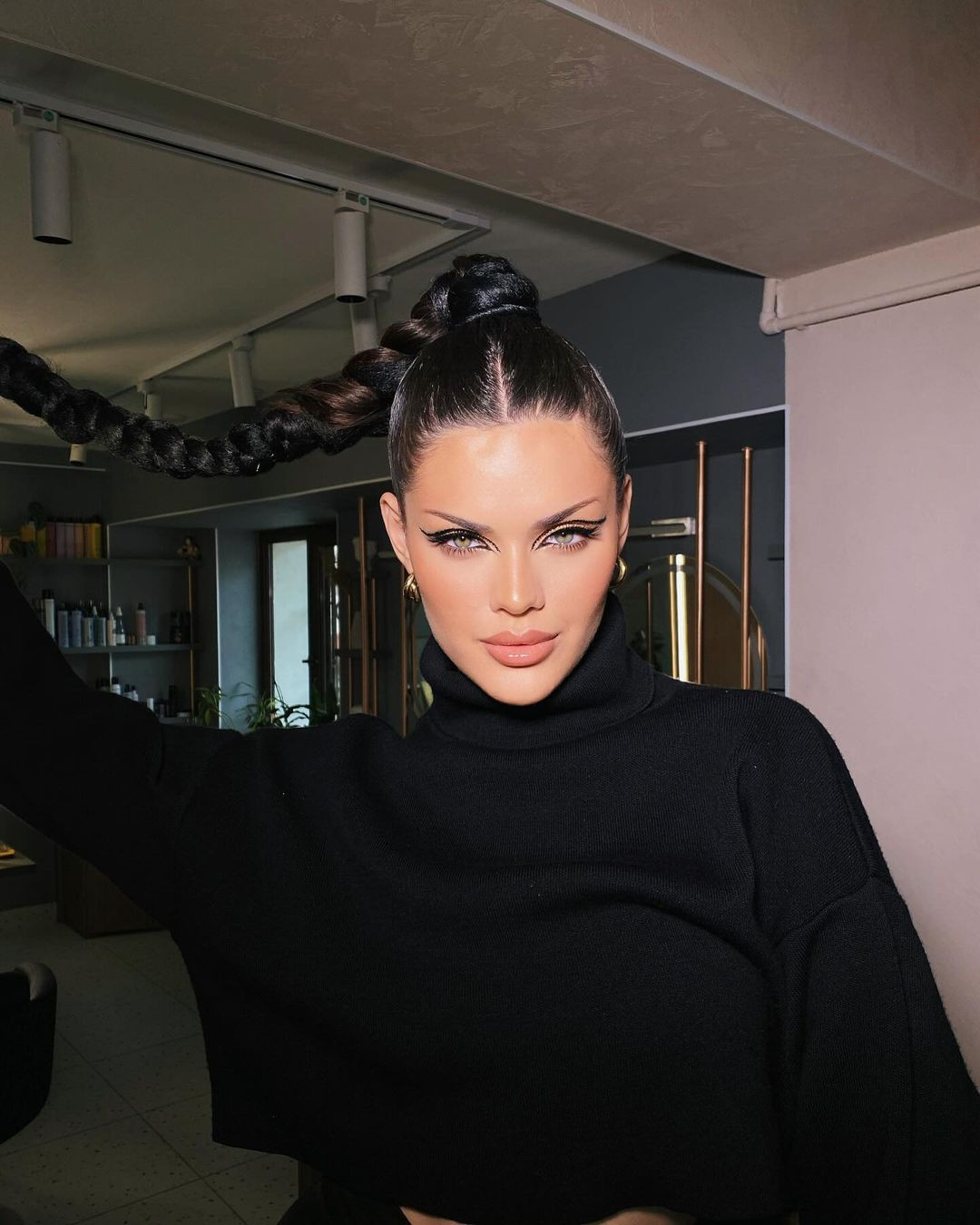 Fakhriddinova muốn hiện thực hóa ước mơ quảng bá hình ảnh Uzbekistan đến quốc tế khi tham dự các cuộc thi sắc đẹp.