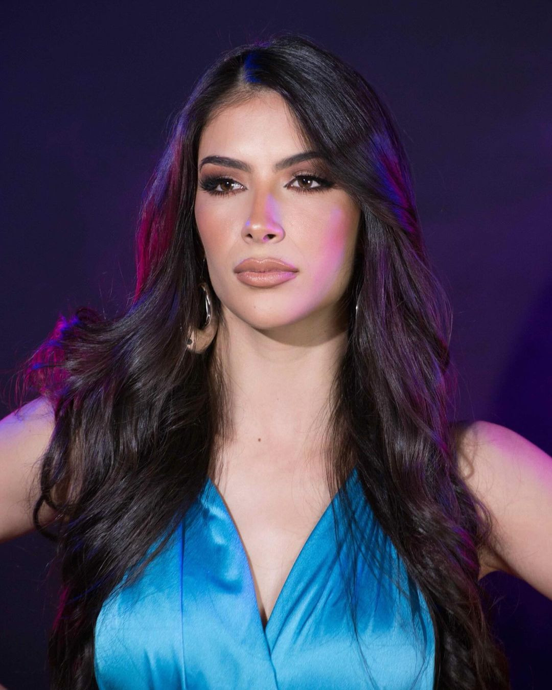 Cô hiện đang làm người dẫn chương trình cho kênh tin tức Foro TV của Televisa tại Thành phố Mexico.