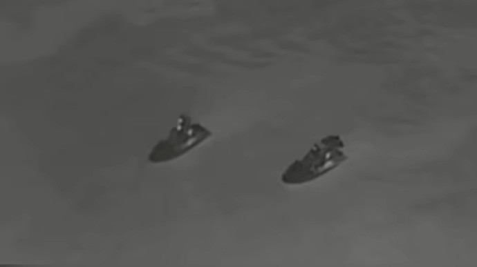 Hình ảnh lực lượng Ukraine đổ bộ Crimea. Ảnh chụp màn hình Hình ảnh lực lượng Ukraine đổ bộ Crimea. Ảnh chụp màn hình