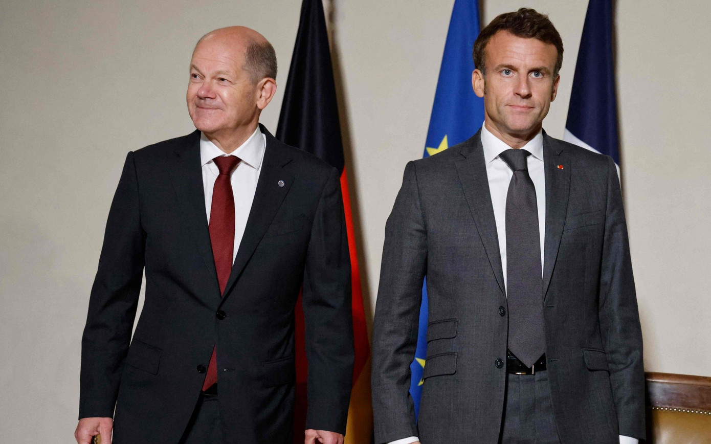Tổng thống Pháp Emmanuel Macron và Thủ tướng Đức Olaf Scholz. Ảnh: Telegraph