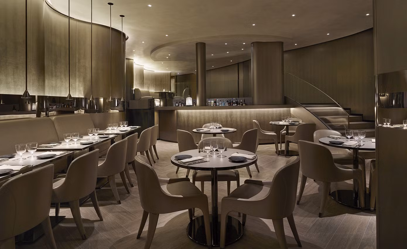 Emporio Armani Café. Emporio Armani Café.