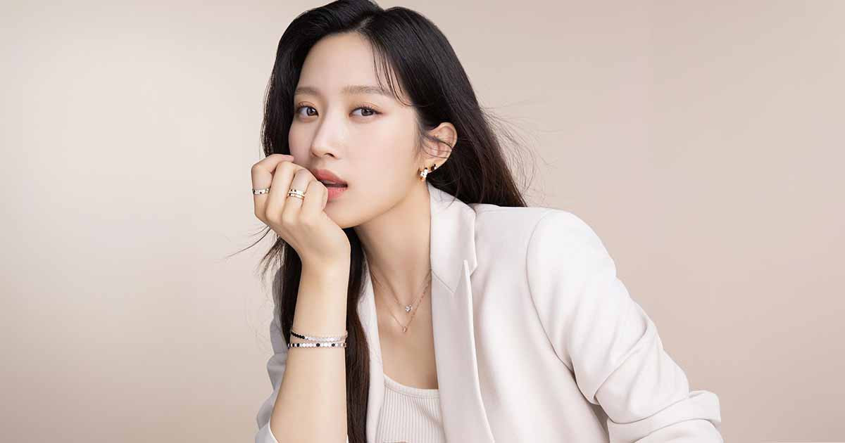 Một cô gái hiểu rõ giá trị của mình sẽ không dễ để người khác cư xử thô lỗ.