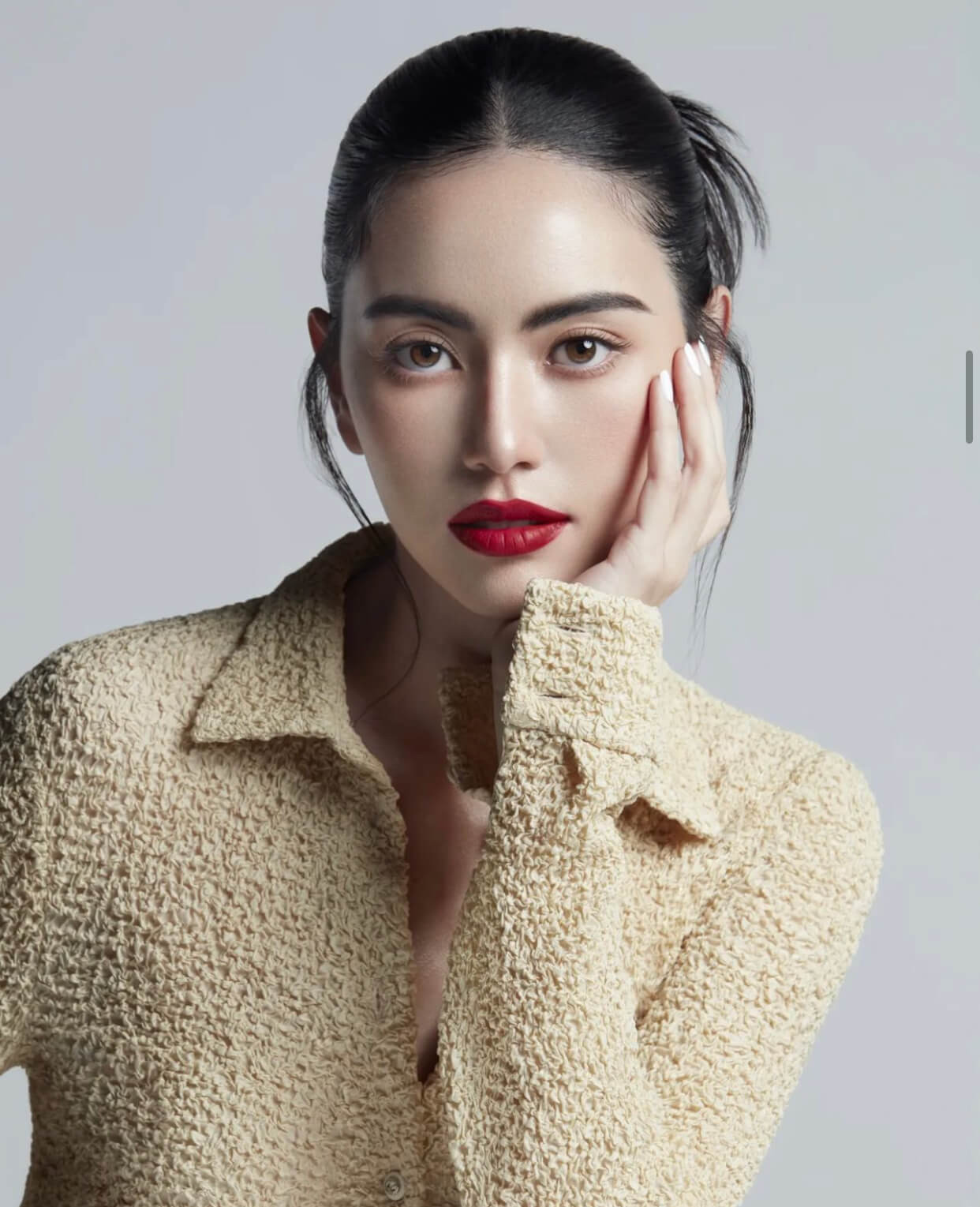 T-Pop và người nổi tiếng là yếu tố chính biến Thái Lan trở thành thị trường xa xỉ tiềm năng.