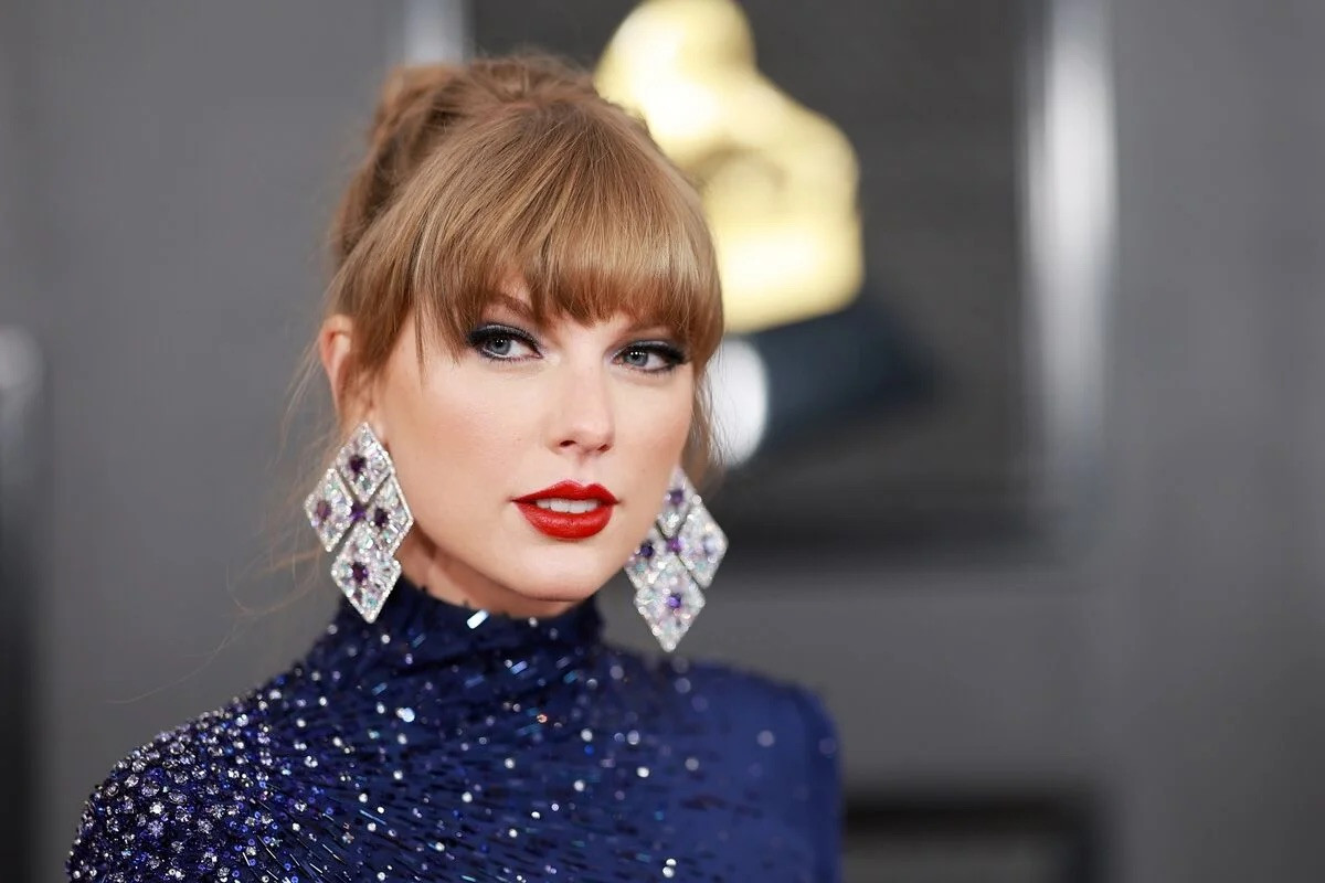 Hàng loạt bức ảnh "đen" sử dụng công nghệ deepfake với khuôn mặt của Taylor Swift đã tràn lan khắp các mạng xã hội.