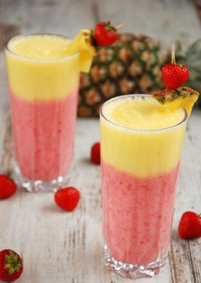 Sinh tố và nước ép trái cây là một cách tuyệt vời để bổ vitamin và giải nhiệt ngày nắng.