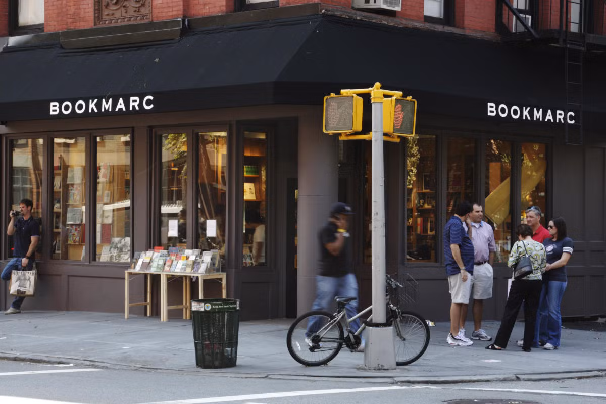 Tiệm sách Bookmarc tại New York.