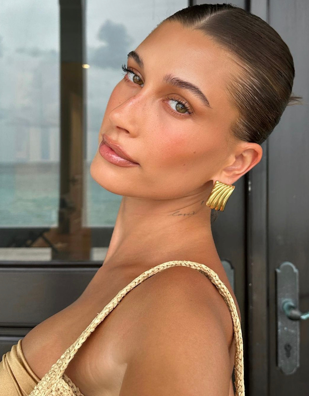 Sự viral nhanh chóng của xu hướng này là do bảng màu trung tính làm cho nó đủ tinh tế để sử dụng hằng ngày và khá dễ thực hiện. Sự viral nhanh chóng của xu hướng này là do bảng màu trung tính làm cho nó đủ tinh tế để sử dụng hằng ngày và khá dễ thực hiện.