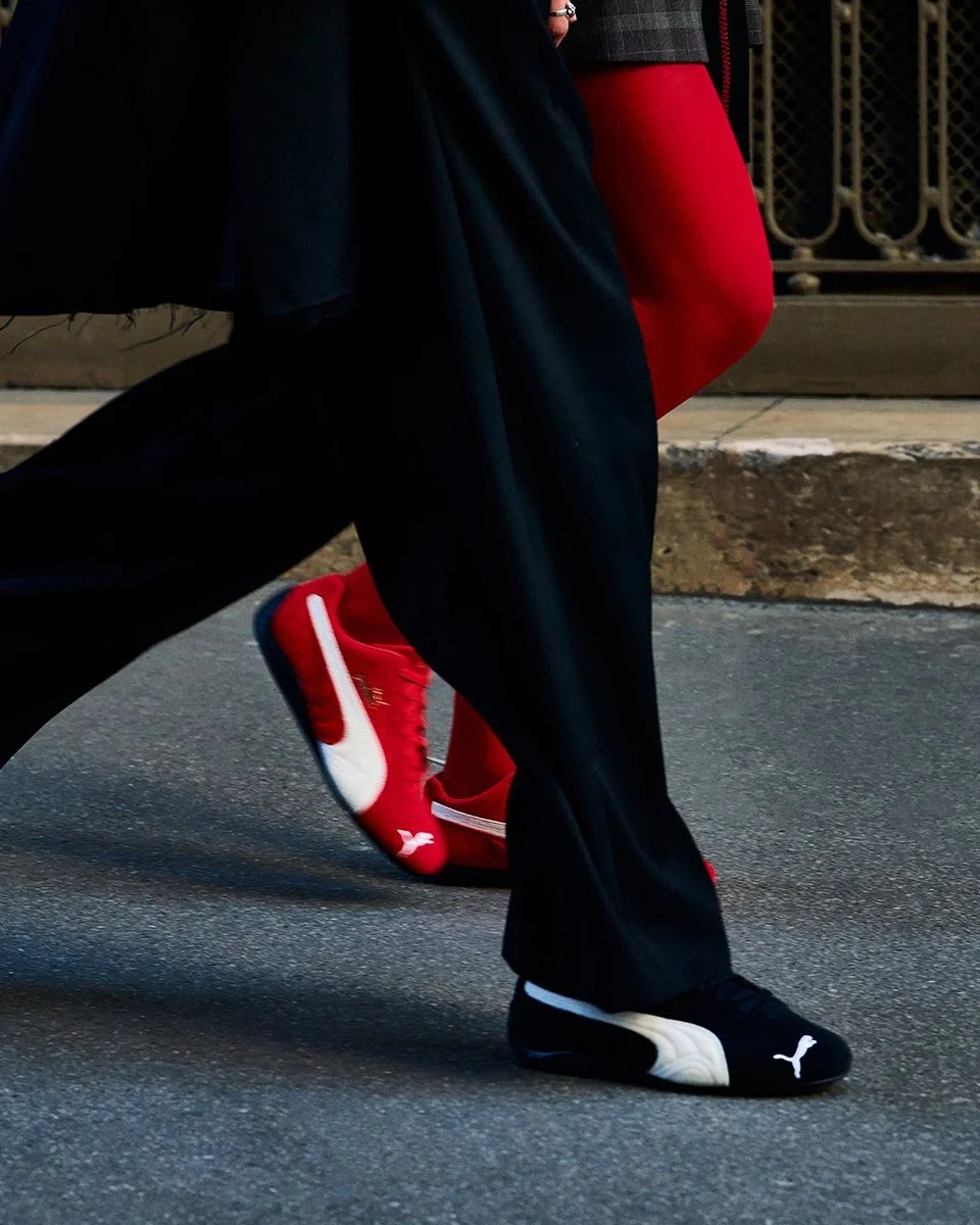 Puma SpeedCat là được thiết kế riêng cho các tay đua Công thức 1 vào cuối những năm 80s. Puma SpeedCat là được thiết kế riêng cho các tay đua Công thức 1 vào cuối những năm 80s.