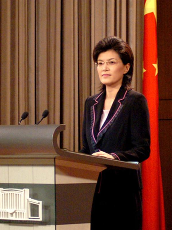 Ông Ed Miliband và bà Khương Du - Ảnh: gov.cn/typepad.com