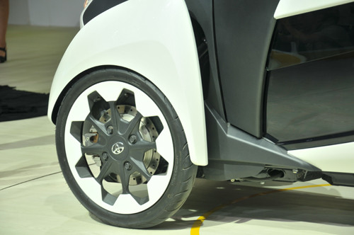 Hai chiếc xe độc nhất triển lãm ô tô Việt Nam 2018 ảnh 11