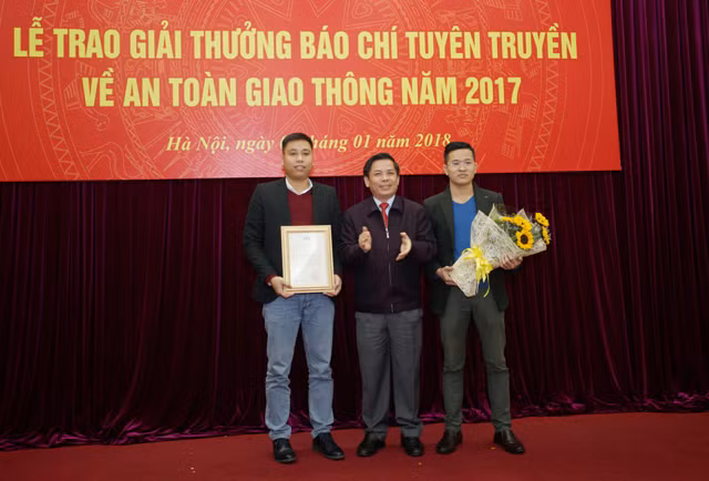 Tập trung khắc phục điểm đen tai nạn, sửa chữa đường bộ ảnh 1