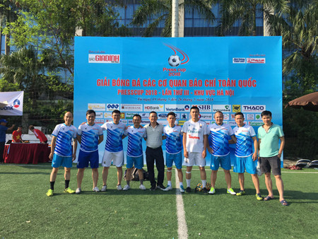 Báo Tiền Phong khởi đầu thắng lợi mùa giải Press Cup 2018 ảnh 2