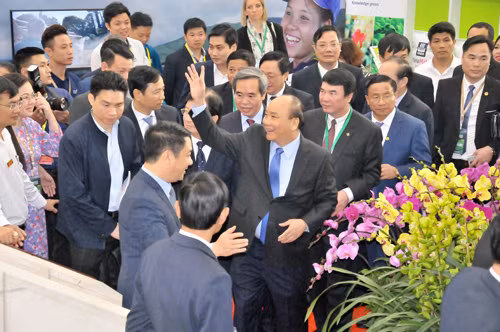 Thủ tướng Nguyễn Xuân Phúc chủ trì 'Hội nghị Diên Hồng' về 'tam nông' ảnh 3