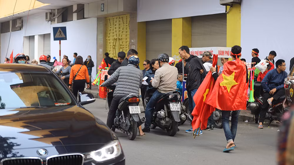 Thắng Campuchia 3-0, tuyển Việt Nam vào bán kết AFF Cup ảnh 6