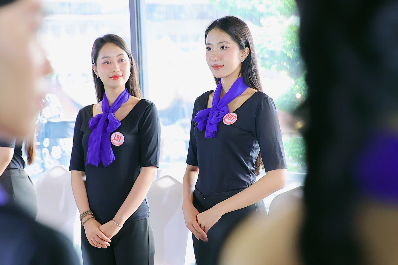 Không chỉ sở hữu chiều cao nổi trội, thí sinh Hà Trúc Linh (SBD 687) được chuyên gia nhân trắc học khen có nụ cười đẹp, thân hình cân đối, lưng vai thẳng và đôi chân dài. Trúc Linh cho biết từ ngày nhỏ cô thích vận động và chơi nhiều môn thể thao để nâng cao thể chất và hình thể cân đối. “Tôi nhận thức chiều cao giúp mình gây ấn tượng ban đầu với người đối diện. Vì vậy, tôi luôn chăm chút để sở hữu hình thể cân đối, hài hòa”, Trúc Linh nói.