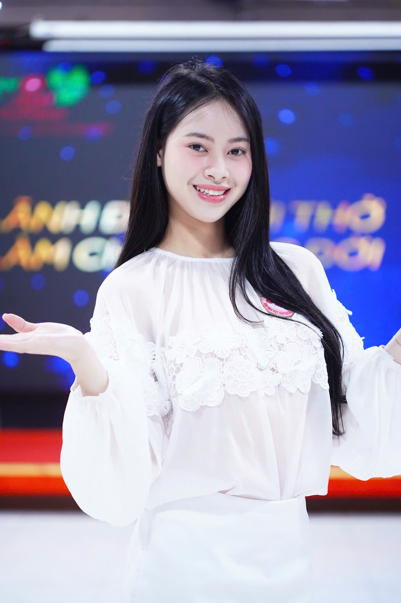 Thí sinh Lê Đoàn Kiều Trinh sinh năm 2005, đến từ Ninh Bình. Cô từng giành danh hiệu Á khôi 1 trường THPT Nguyễn Huệ và Top 5 Người đẹp Tài năng và người đẹp trình diễn áo tắm đẹp nhất cuộc thi Người đẹp Hoa Lư.