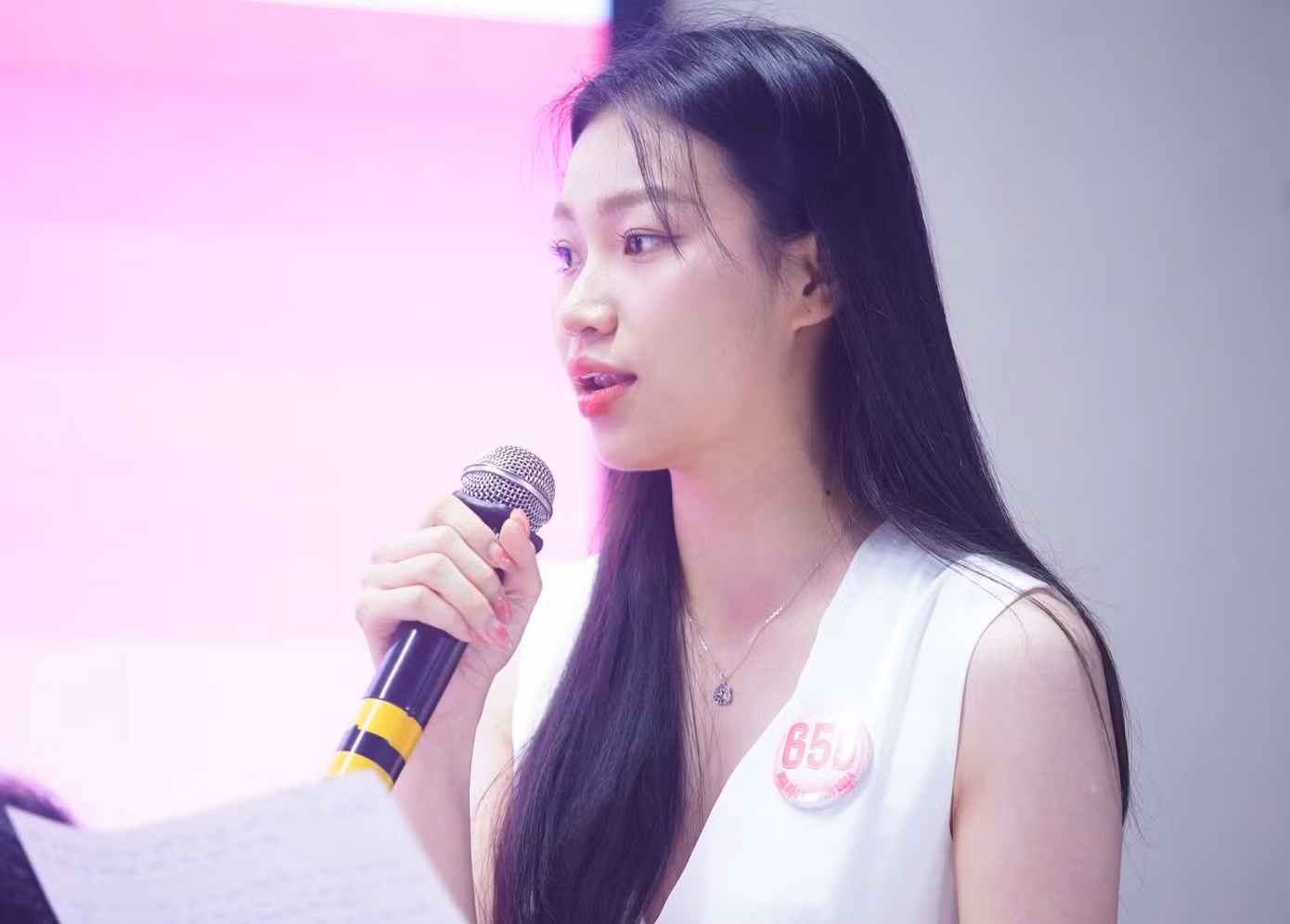 Theo Hoa hậu Đỗ Thị Hà, tranh biện, hùng biện là một trong những kỹ năng quan trọng, cần thiết với một cuộc thi nhan sắc. Đây cũng là yếu tố để ban giám khảo đánh giá năng lực, sự am hiểu kiến thức xã hội và khả năng ngôn ngữ của từng thí sinh.