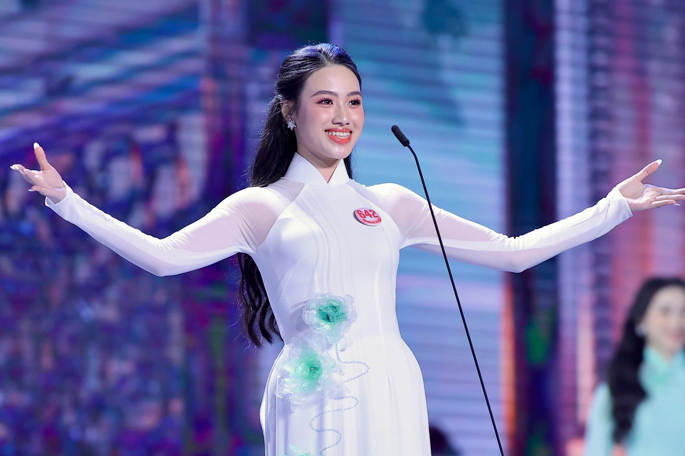 Thí sinh Ngô Thị Thanh Vân, sinh năm 2005, đến từ Ninh Bình, sinh viên Đại học Văn hóa Hà Nội. Cô được đặc cách vào Chung khảo Hoa hậu Việt Nam 2024 nhờ danh hiệu Người đẹp Hoa Lư. Thí sinh Ngô Thị Thanh Vân, sinh năm 2005, đến từ Ninh Bình, sinh viên Đại học Văn hóa Hà Nội. Cô được đặc cách vào Chung khảo Hoa hậu Việt Nam 2024 nhờ danh hiệu Người đẹp Hoa Lư.