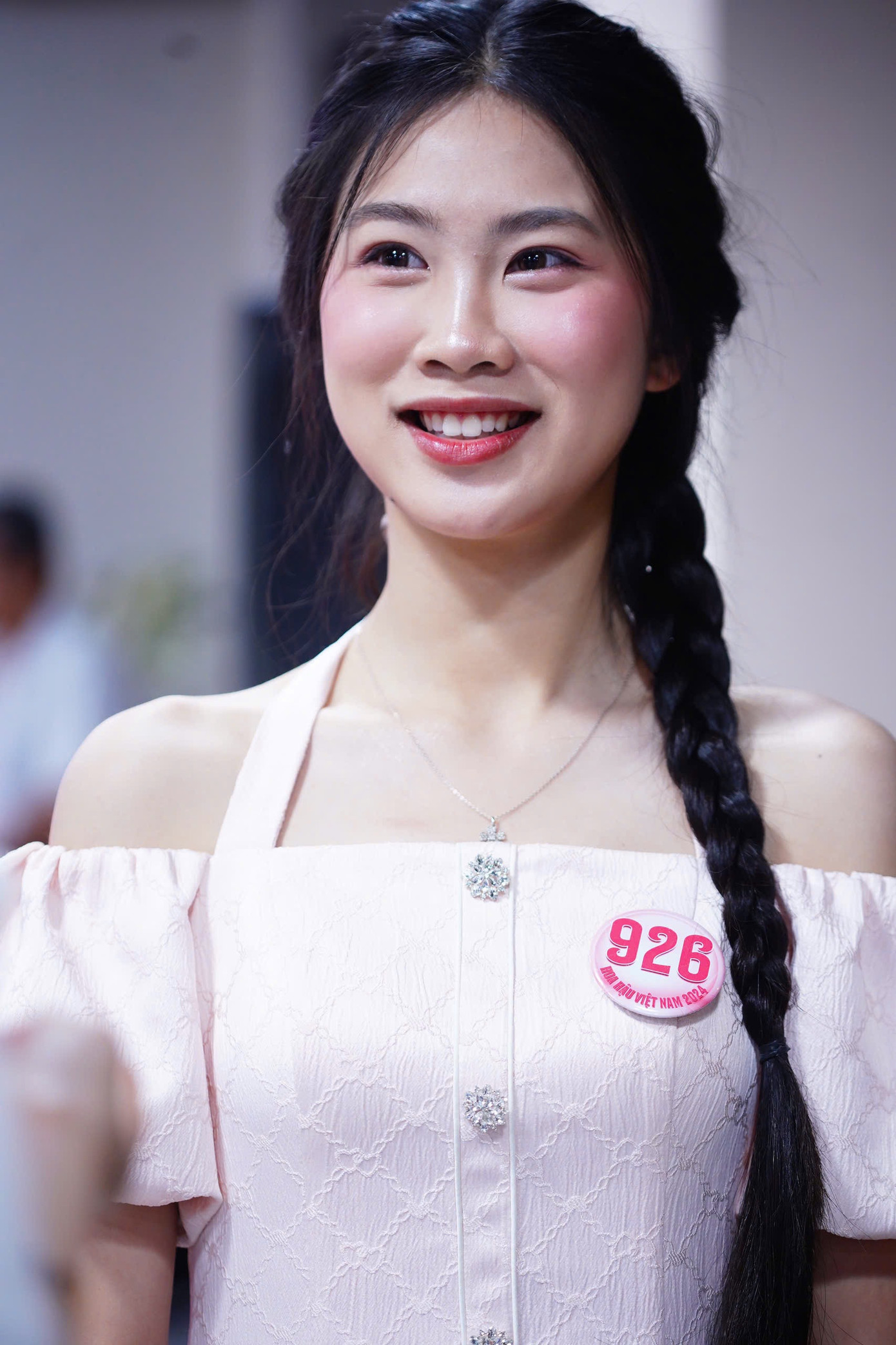 Thu Hằng từng đạt danh hiệu Á khôi 1 cuộc thi Sinh viên Thanh lịch toàn quốc 2024. Thu Hằng chia sẻ Hoa hậu Đỗ Thị Hà là hình mẫu lý tưởng cô hướng đến. "Chị Hà là nguồn cảm hứng và động lực giúp tôi cố gắng không chỉ trong cuộc thi mà cả trong cuộc sống hằng ngày”, Thu Hằng nói.