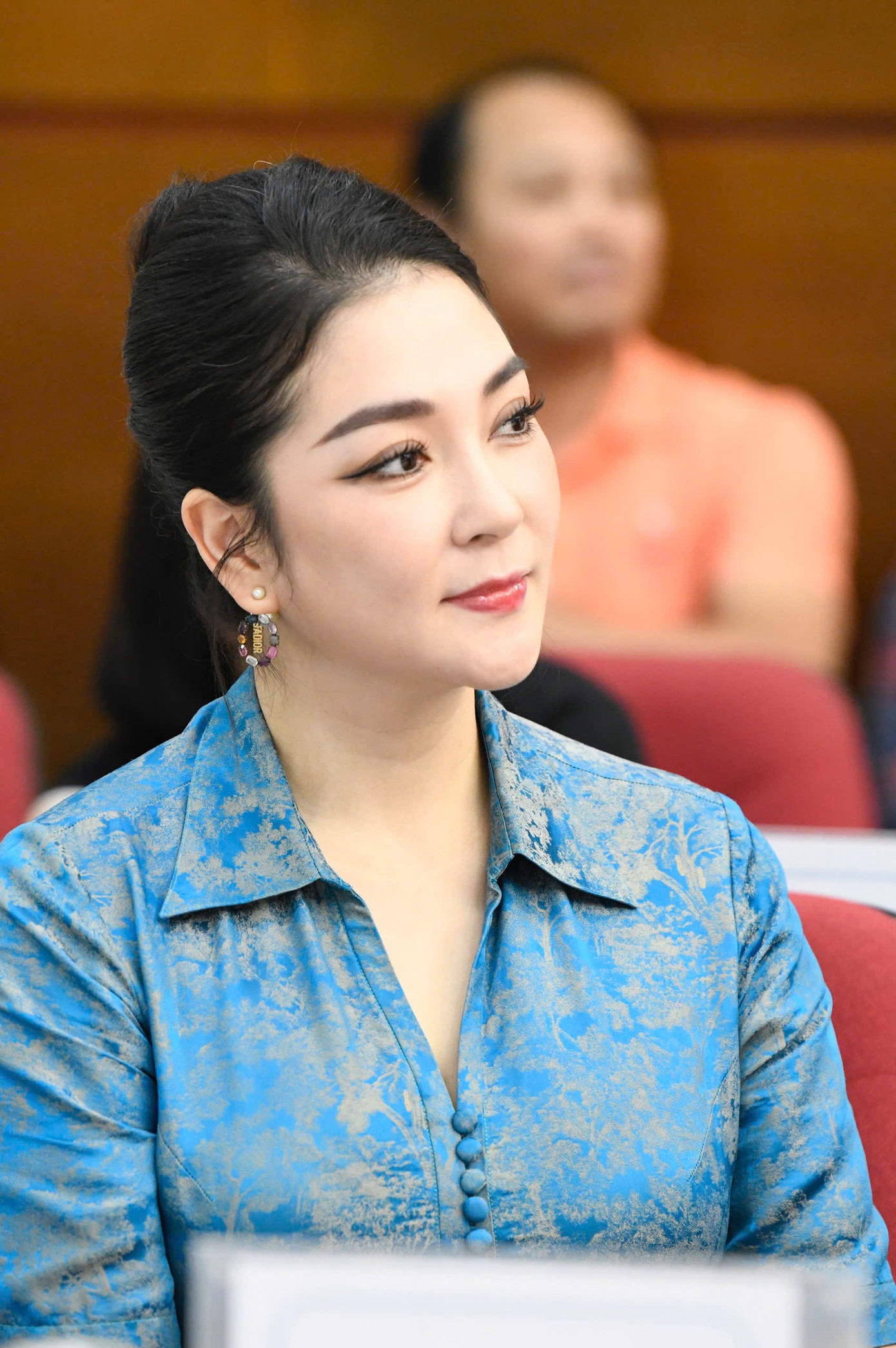 Chiều 15/4, Hoa hậu Nguyễn Thị Huyền có mặt tại báo Tiền Phong, tham gia buổi gặp gỡ, giao lưu với thí sinh Hoa hậu Việt Nam 2024.