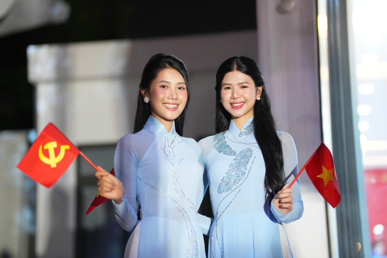 Thông qua cuộc thi Hoa hậu Việt Nam 2024, các thí sinh mong muốn thể hiện khát vọng người trẻ cống hiến. Họ không chỉ là thế hệ thụ hưởng, còn lan tỏa thông điệp dùng bàn tay, khối óc và trái tim để xây dựng, phát triển đất nước.