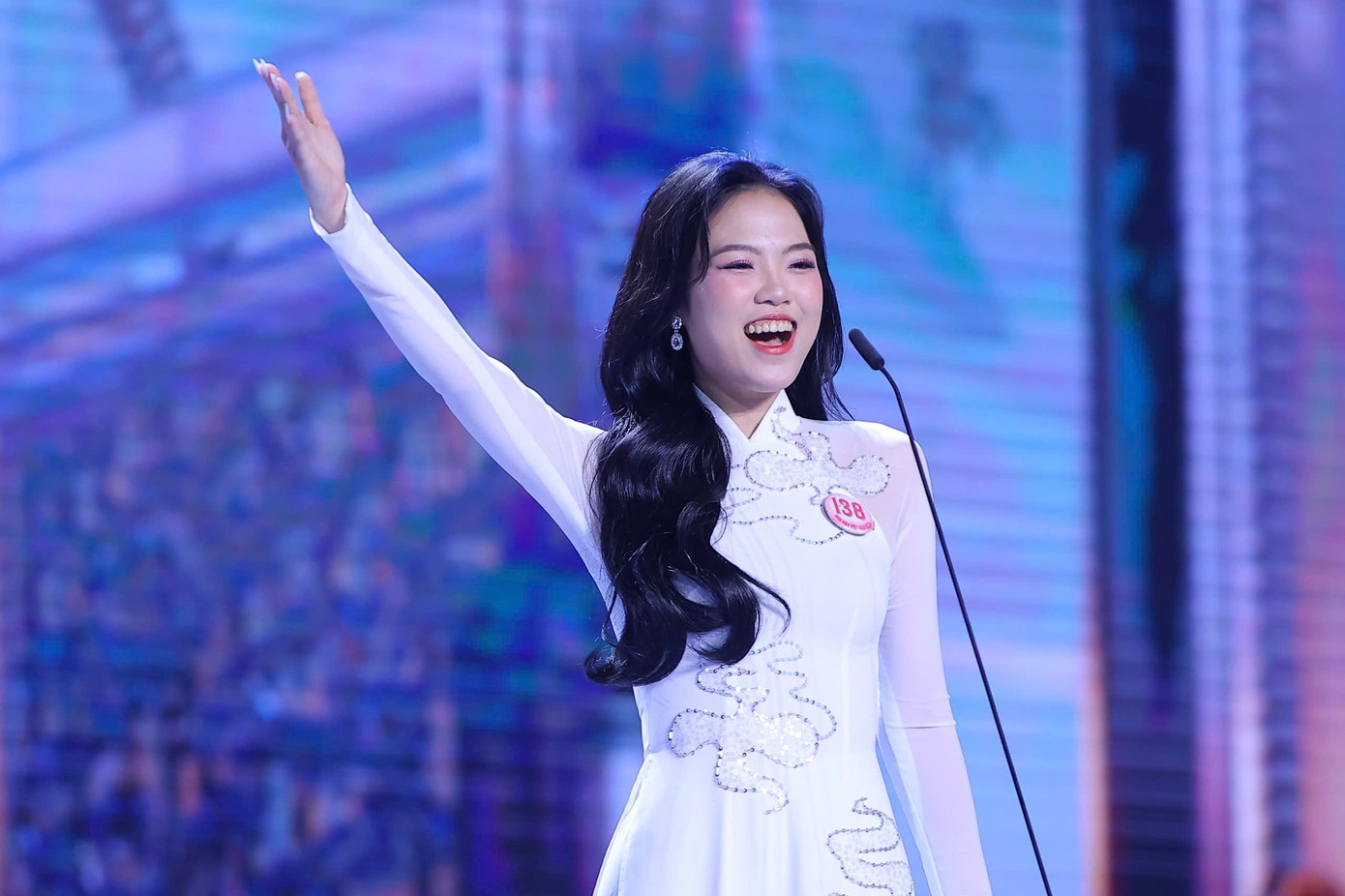 Thí sinh Đặng Ngọc Bảo Nhi, sinh năm 2006, đến từ Đà Nẵng. Cô là sinh viên chuyên ngành Truyền thông đa phương tiện tại Đại học FPT Đà Nẵng. Thí sinh Đặng Ngọc Bảo Nhi, sinh năm 2006, đến từ Đà Nẵng. Cô là sinh viên chuyên ngành Truyền thông đa phương tiện tại Đại học FPT Đà Nẵng.