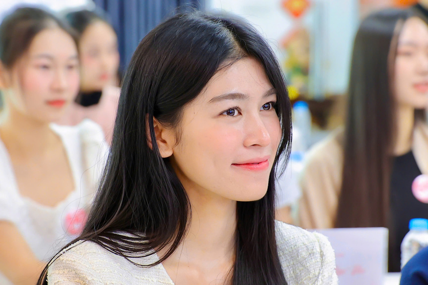 Thí sinh Nguyễn Thanh Thảo (SBD 637) có phần thuyết trình ấn tượng về chủ đề Trí tuệ. Nữ sinh đến từ Học viện Ngoại giao cho rằng: "Tri thức hay trí tuệ là thứ duy nhất đồng hành cùng chúng ta. Trí tuệ là sự hiểu biết, cách chúng ta học hỏi, thấu hiểu mọi người. Trong thời đại này, bộ óc sáng suốt giúp chúng ta thành công, trí tuệ thông minh giúp chúng ta sống ý nghĩa. Hãy biến trí tuệ thành tài sản vô giá để phát triển bản thân và đóng góp ý nghĩa cho xã hội", Thanh Thảo nói.