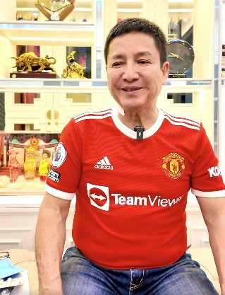 NSƯT Chí Trung sau ca phẫu thuật. NSƯT Chí Trung sau ca phẫu thuật.