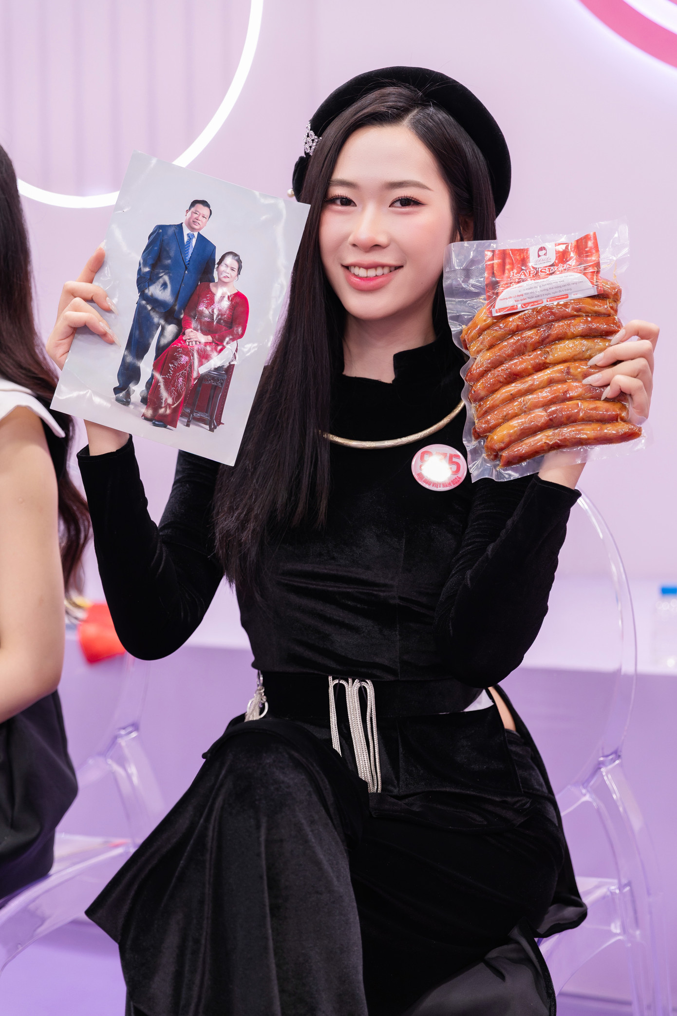 Hoàng Quý Lan tự hào khi đến từ Cao Bằng và là cô gái dân tộc Tày.