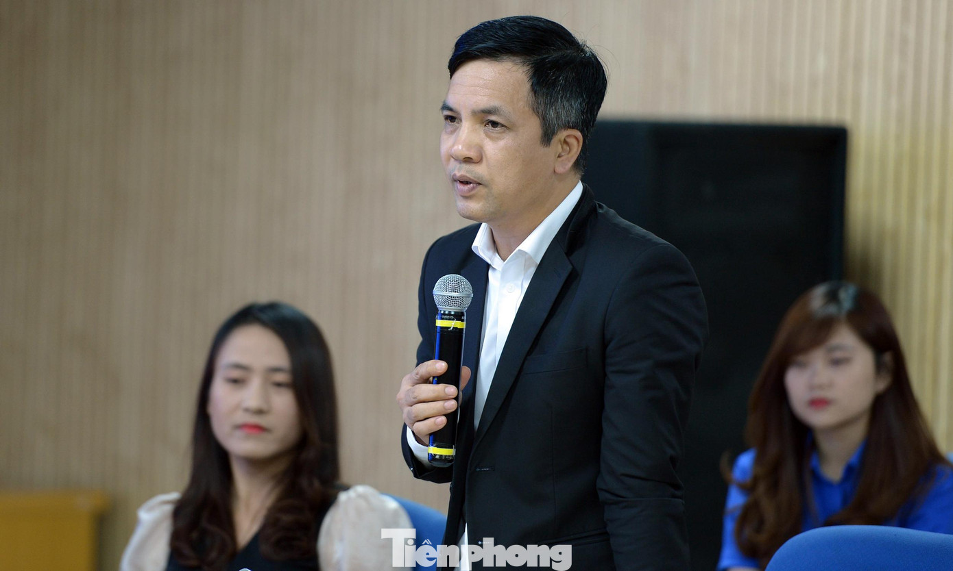 Ông Nguyễn Trung Dũng - Trưởng ban truyền thông Ngân hàng Agribank cho biết, ngân hàng luôn sẵn sàng đồng hành, hỗ trợ các ý tưởng, dự án khởi nghiệp. Ảnh: Dương Triều.