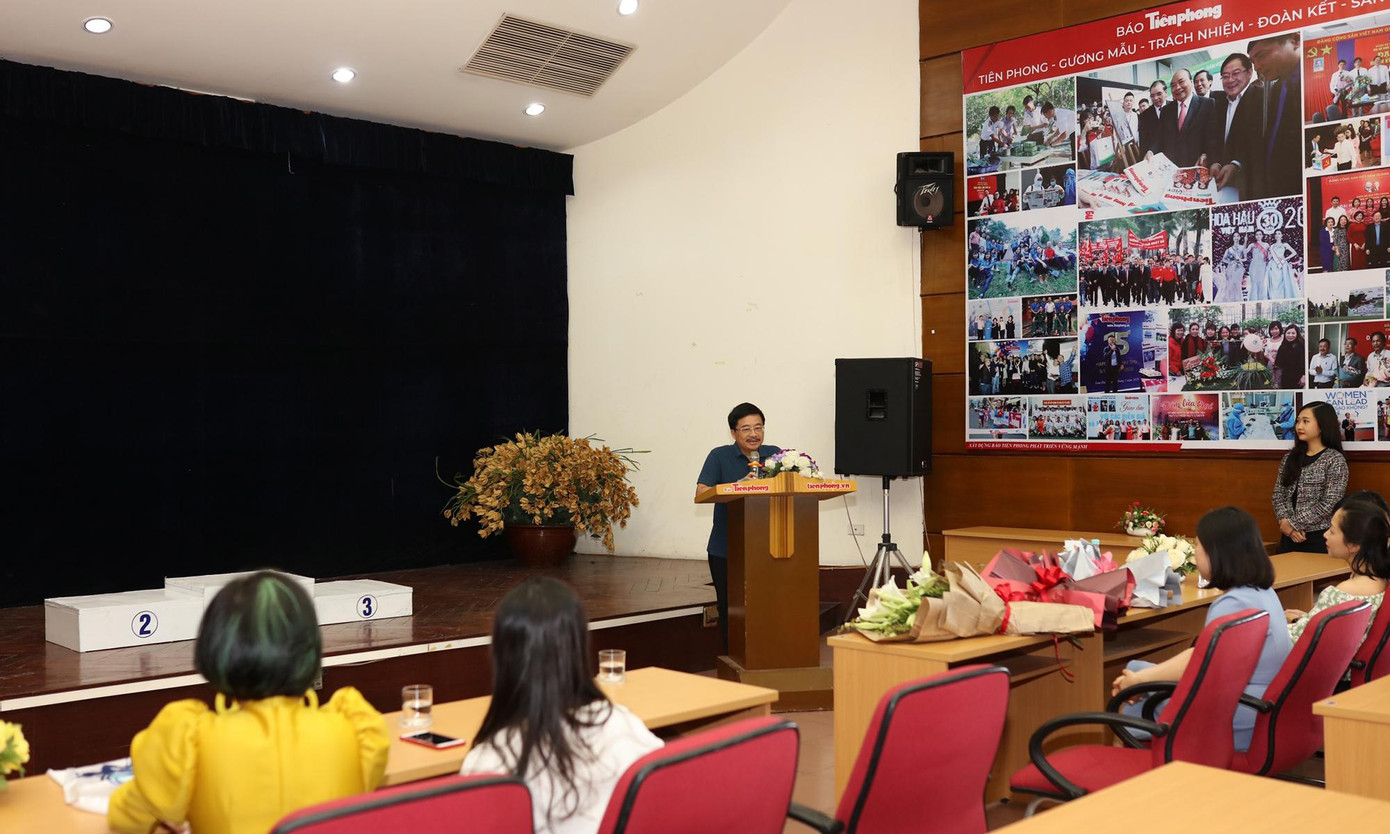 Lễ trao giải diễn ra tại trụ sở Báo Tiền Phong chiều 15/4. Ảnh: Như Ý Lễ trao giải diễn ra tại trụ sở Báo Tiền Phong chiều 15/4. Ảnh: Như Ý