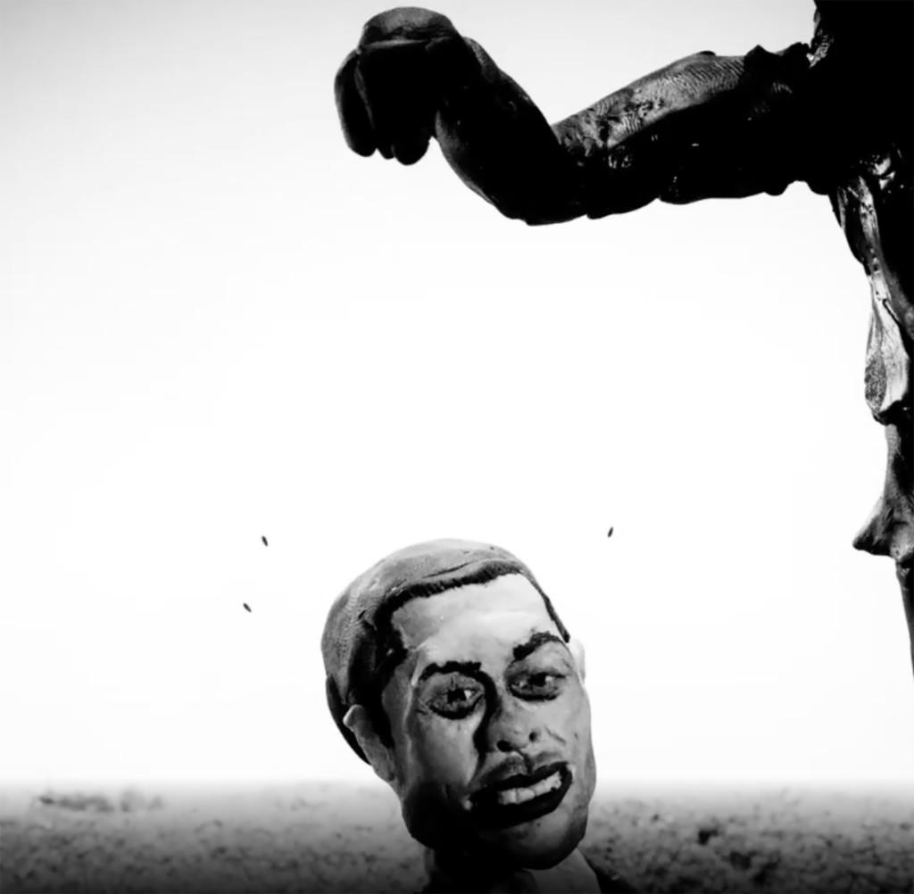 Kanye "đất sét" chôn sống Pete "đất sét" rồi trồng hạt giống hoa hồng xung quanh. Kanye "đất sét" chôn sống Pete "đất sét" rồi trồng hạt giống hoa hồng xung quanh.