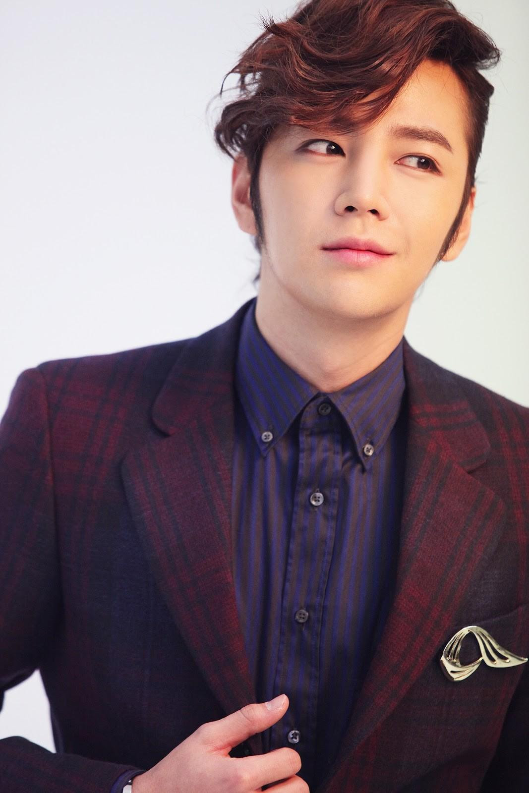 18. Jang Geun Suk: Lâu rồi không đóng phim, Jang Geun Suk vẫn giữ một vị trí nhất định trong lòng người hâm mộ. Anh được 16.860 người bình chọn.