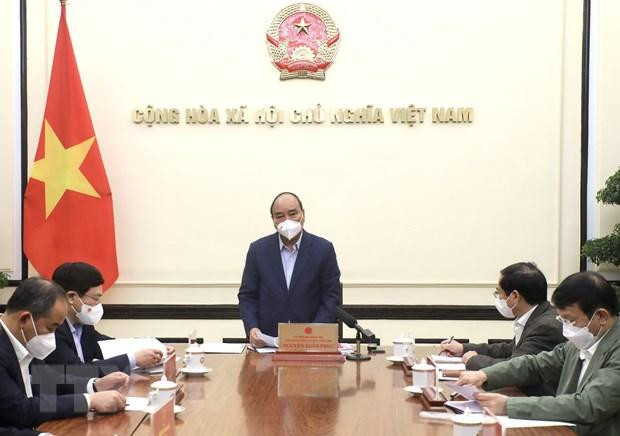 Chủ tịch nước Nguyễn Xuân Phúc chủ trì họp về công tác đưa công dân Việt Nam từ Ukraine về nước. (Ảnh: Lâm Khánh/TTXVN) Chủ tịch nước Nguyễn Xuân Phúc chủ trì họp về công tác đưa công dân Việt Nam từ Ukraine về nước. (Ảnh: Lâm Khánh/TTXVN)