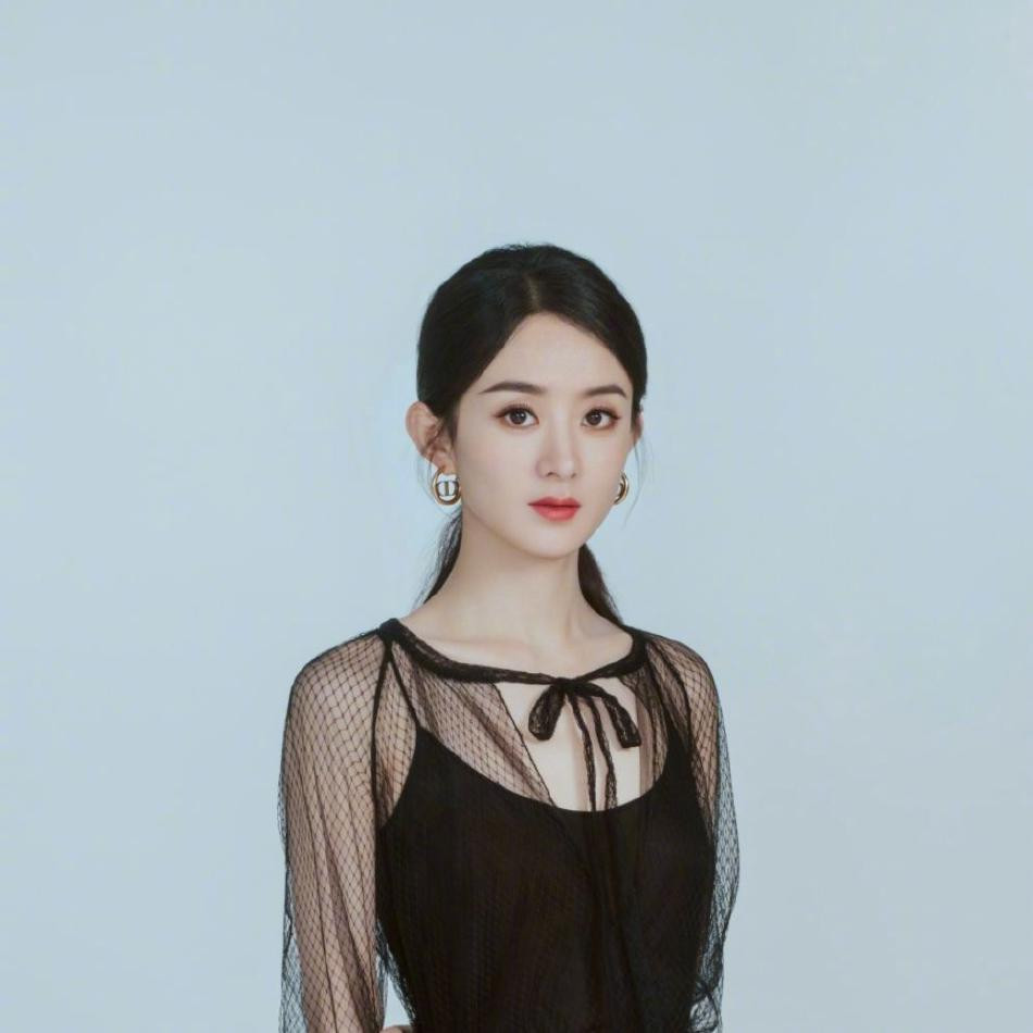 Hiện tại, vợ cũ Phùng Thiệu Phong là một trong những sao nữ có giá trị thương mại cao nhất làng giải trí Hoa ngữ.