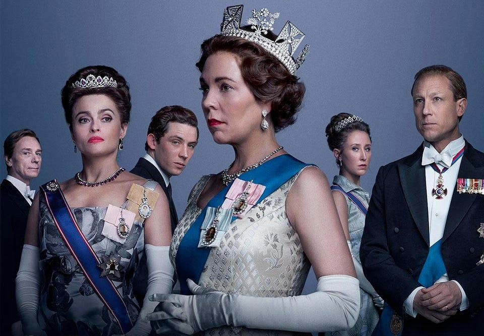 Đoàn phim "The Crown" cũng bị kẻ gian đột nhập trước đó không lâu.