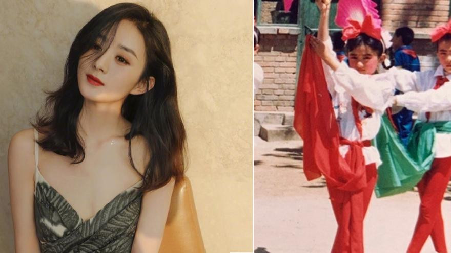 Triệu Lệ Dĩnh được khen xinh, dễ thương từ bé.